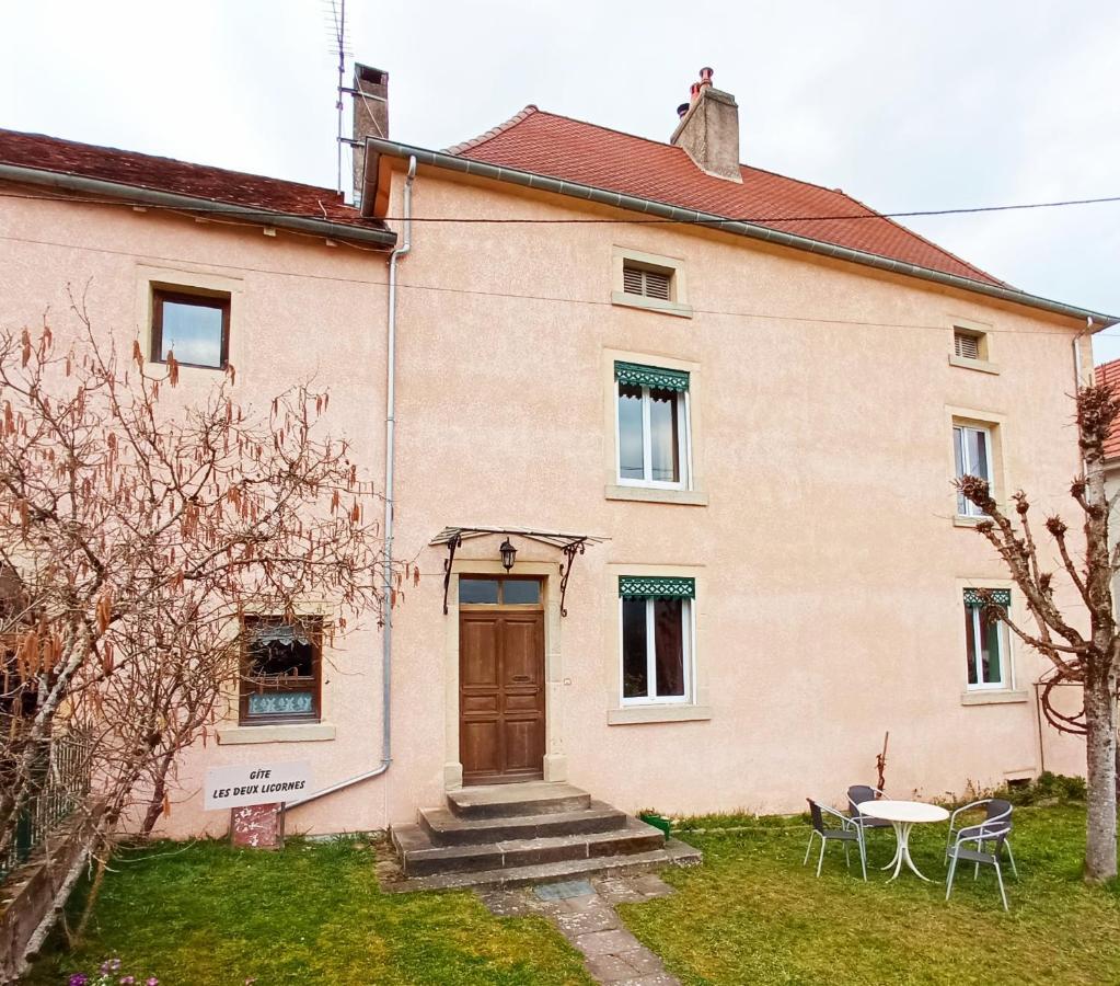 Les Deux Licornes Villa Anchenoncourt-et-Chazel Exterior foto