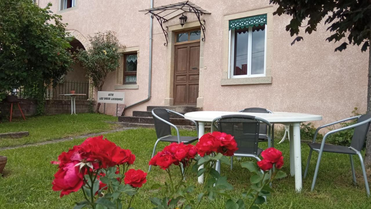 Les Deux Licornes Villa Anchenoncourt-et-Chazel Exterior foto